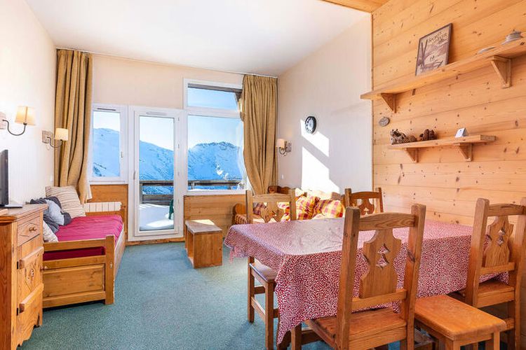 3 Pièces 6 Personnes