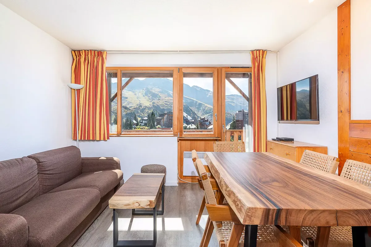 2 Pièces 6 Personnes