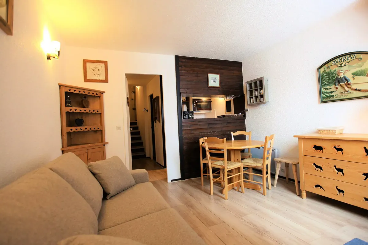 1 Pièce 4 Personnes