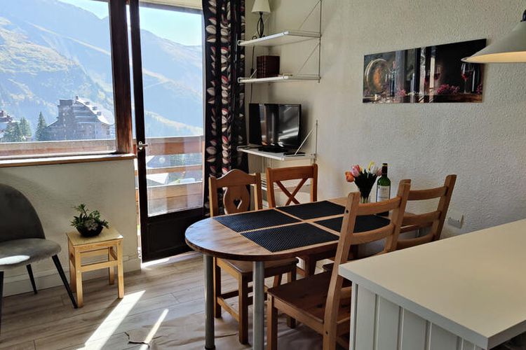 1 Pièce 4 Personnes