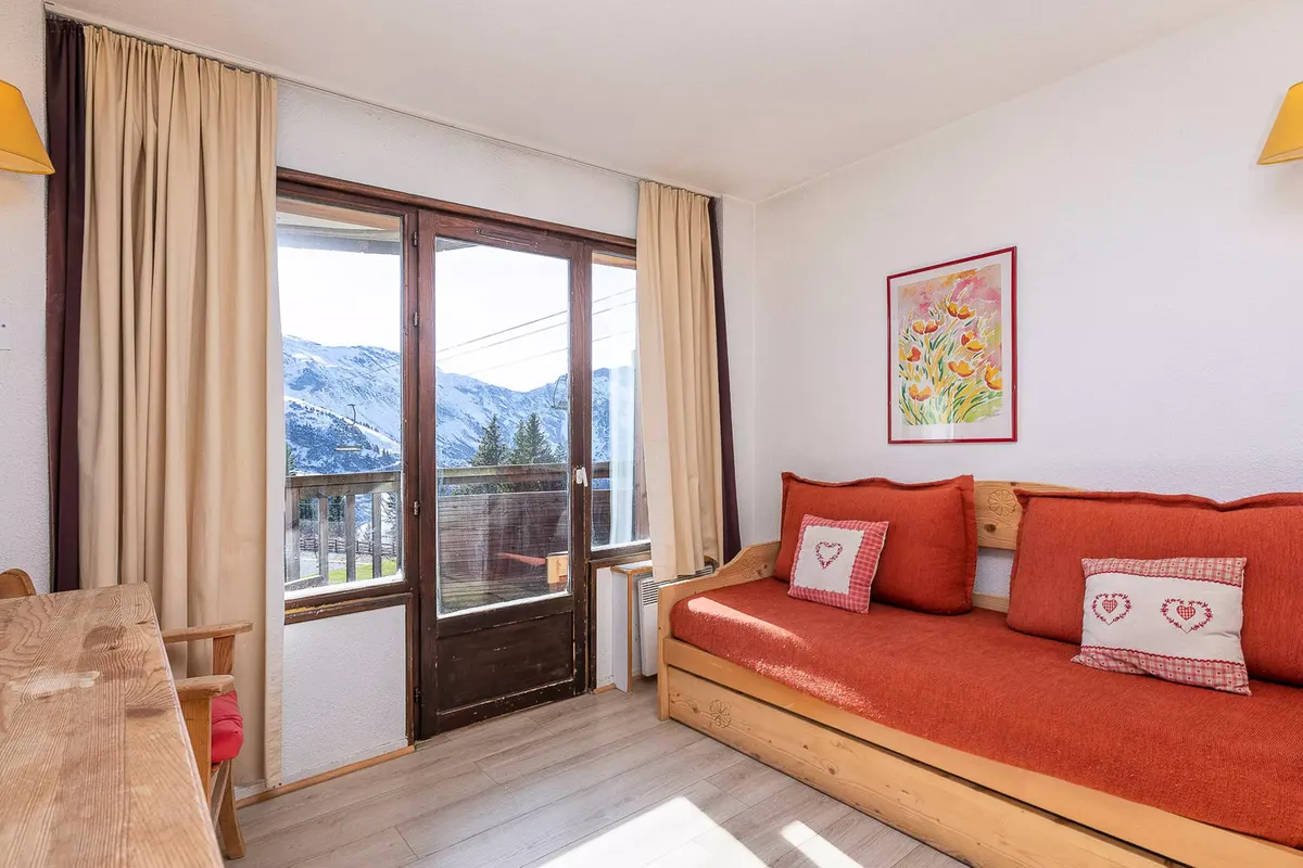 1 Pièce 4 Personnes