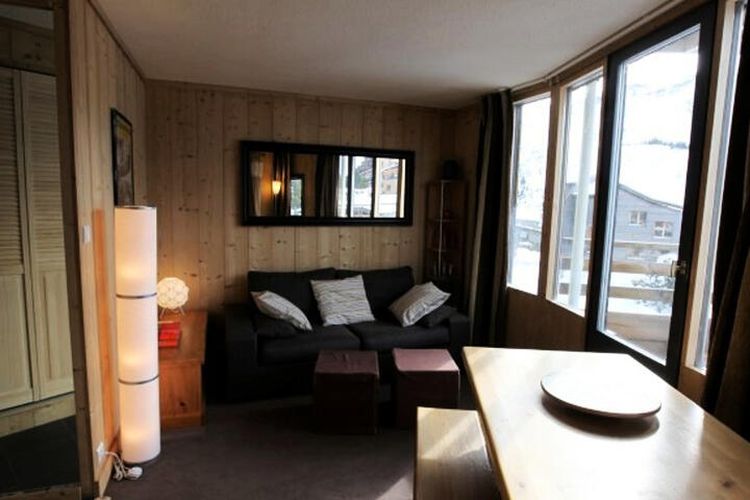 3 Pièces 6 Personnes