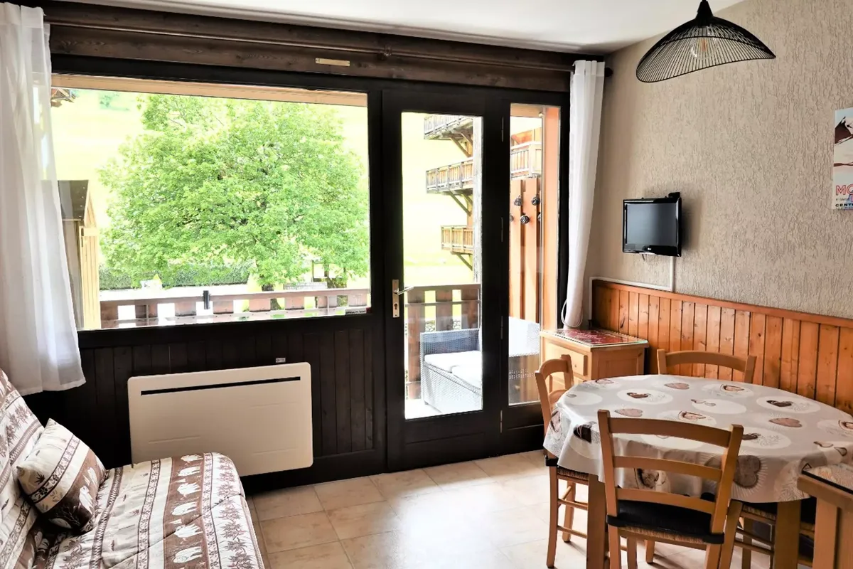 1 Pièce 4 Personnes