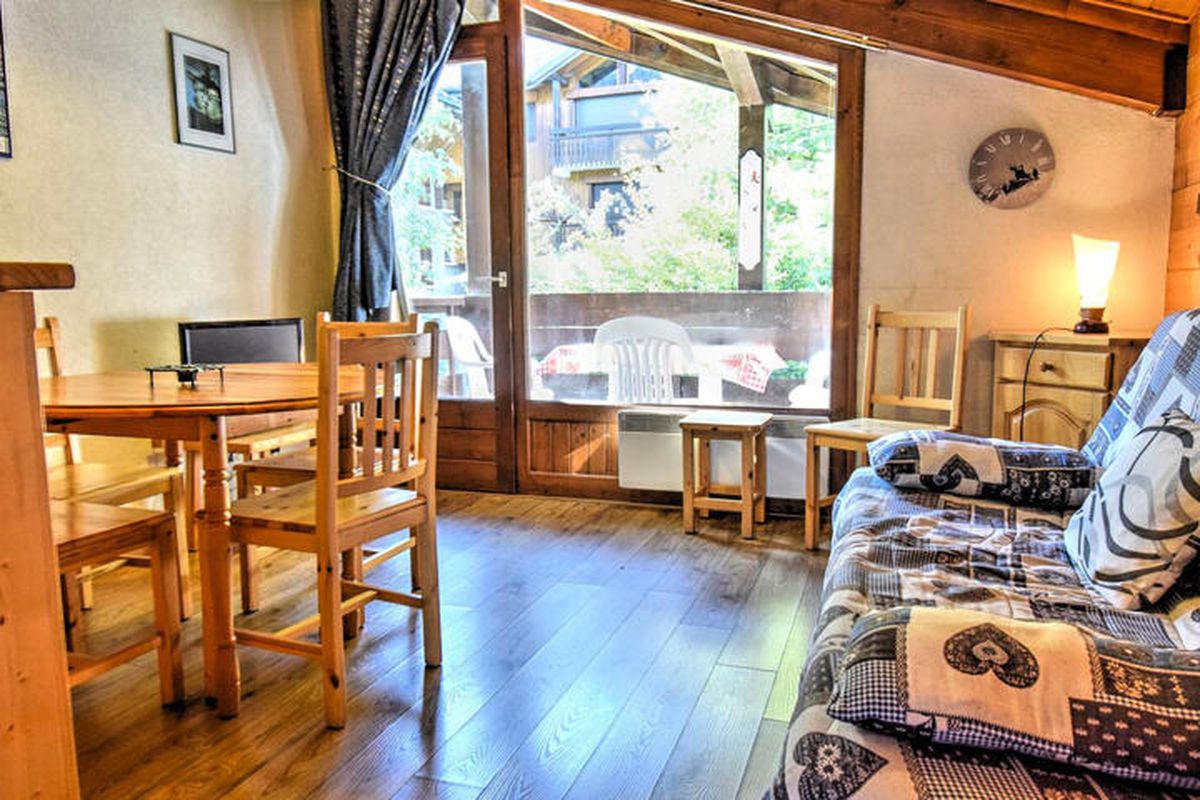 1 Pièce 6 Personnes