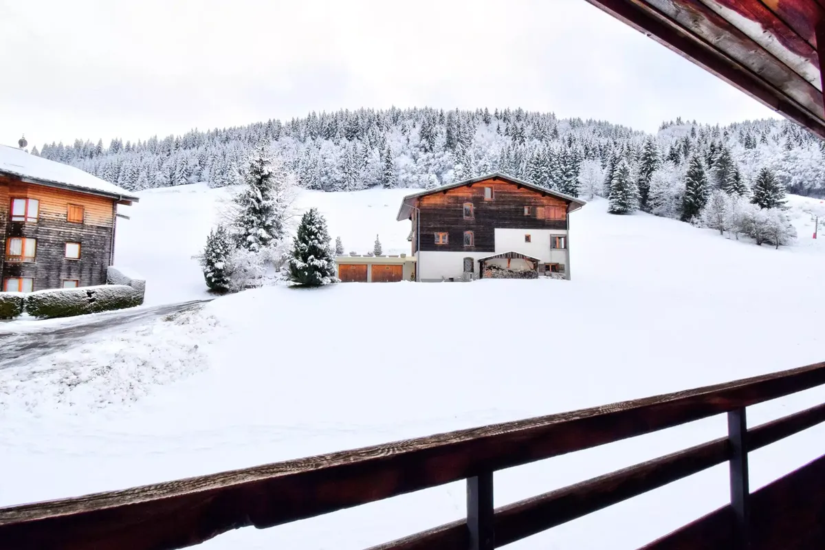 1 Pièce 4 Personnes