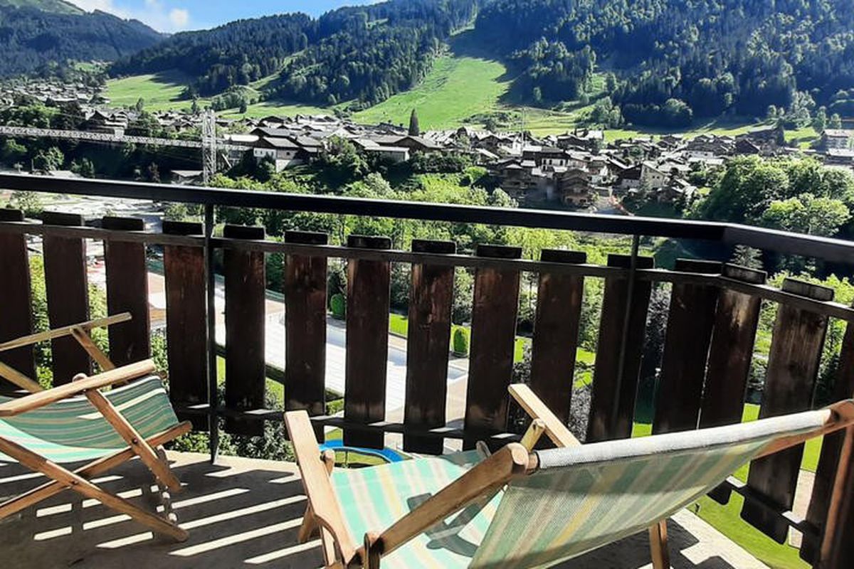 1 Pièce 4 Personnes