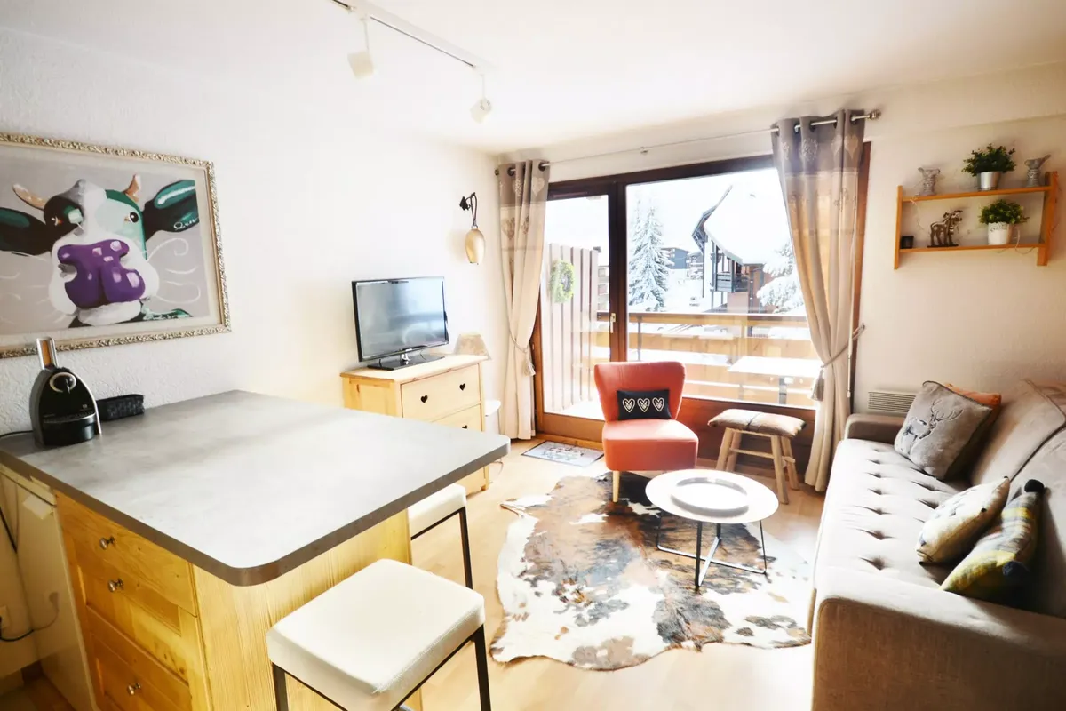 1 Pièce 4 Personnes