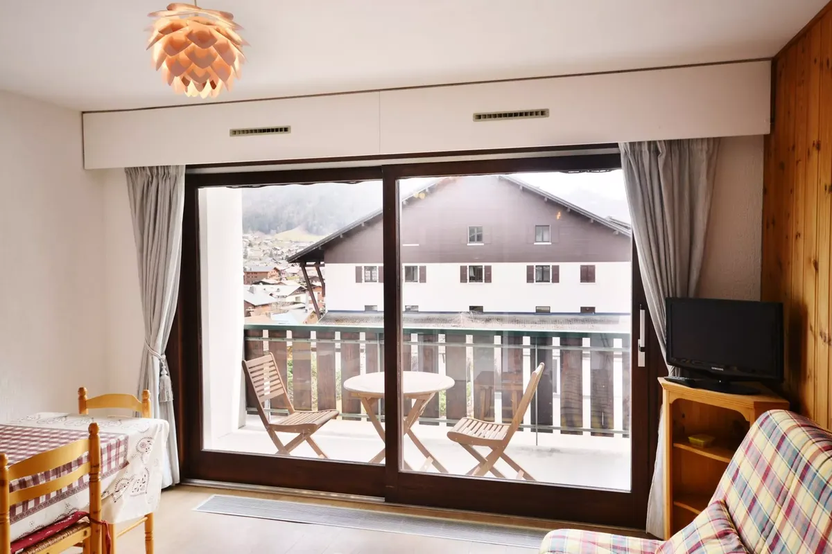 1 Pièce 4 Personnes