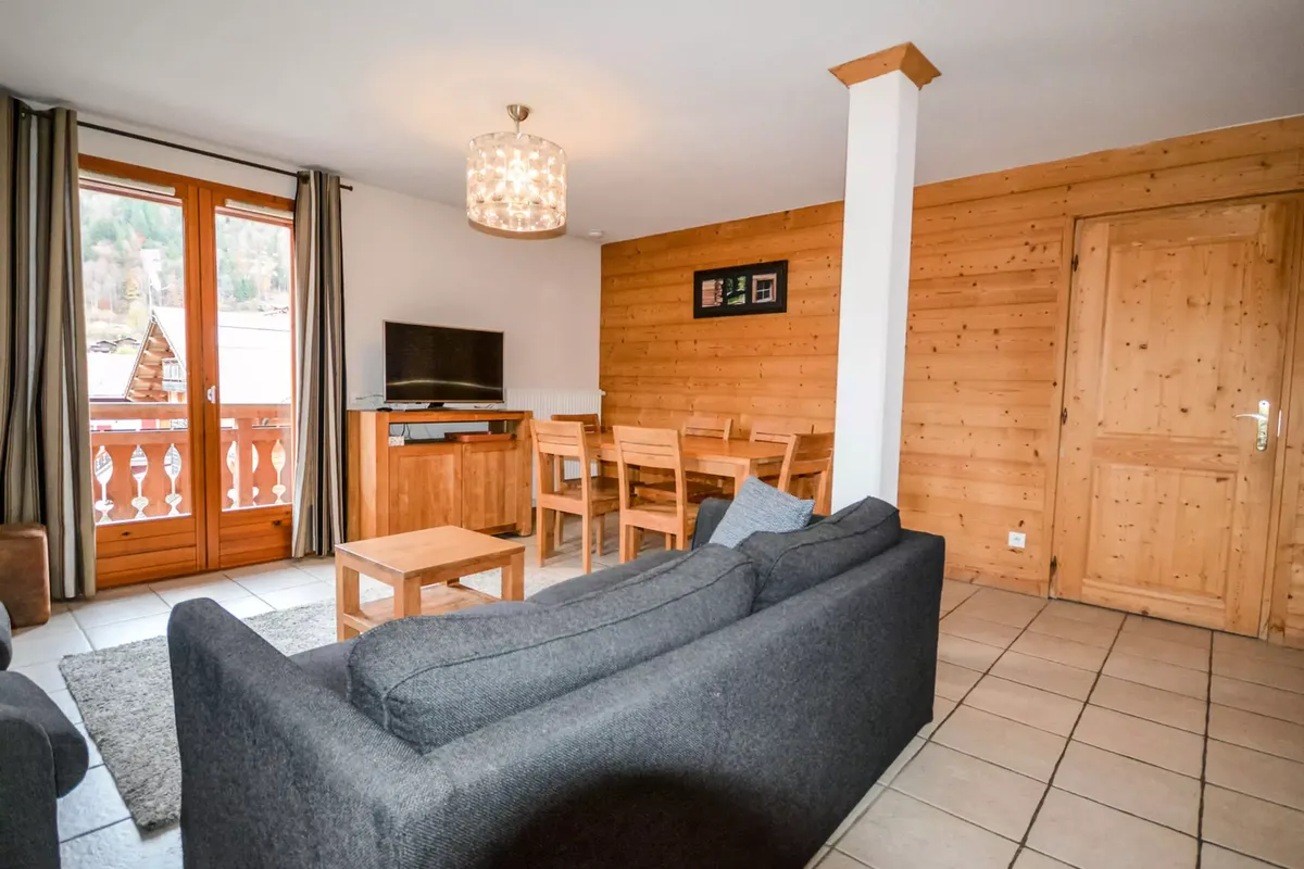 3 Pièces 6 Personnes