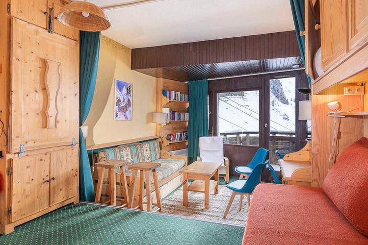 1 Pièce 4 Personnes