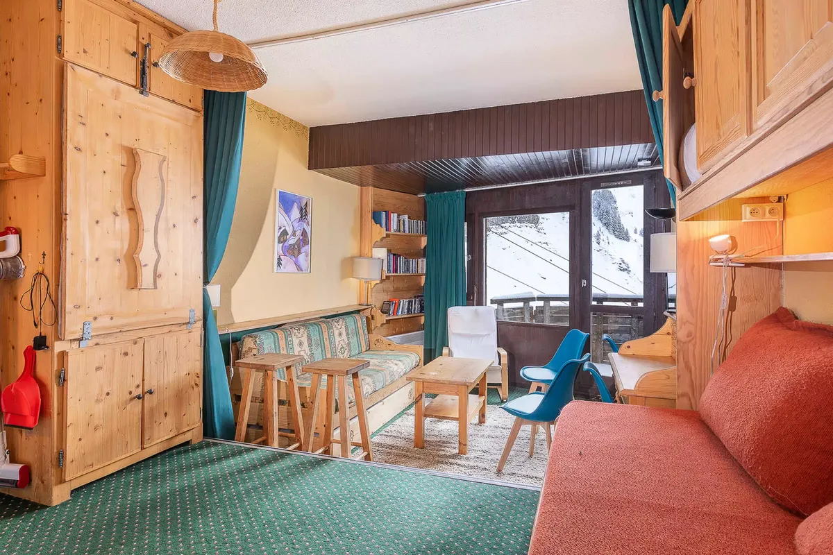 1 Pièce 4 Personnes