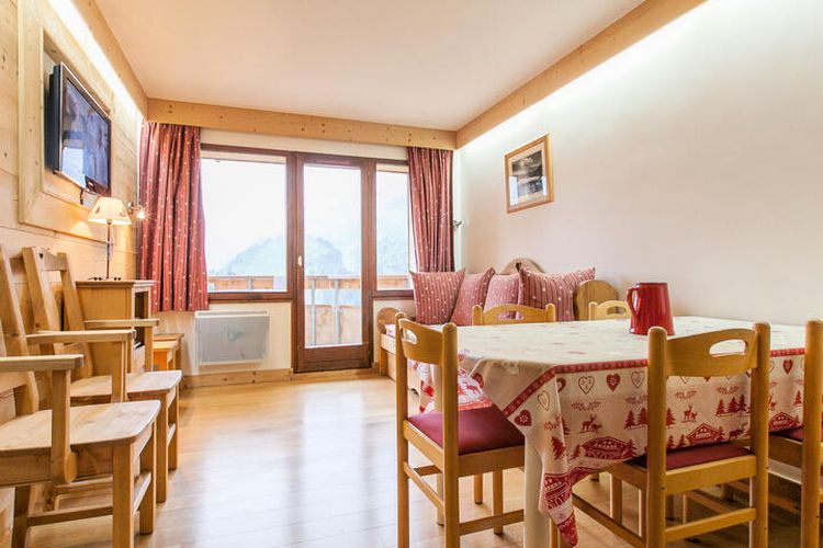 3 Pièces 6 Personnes