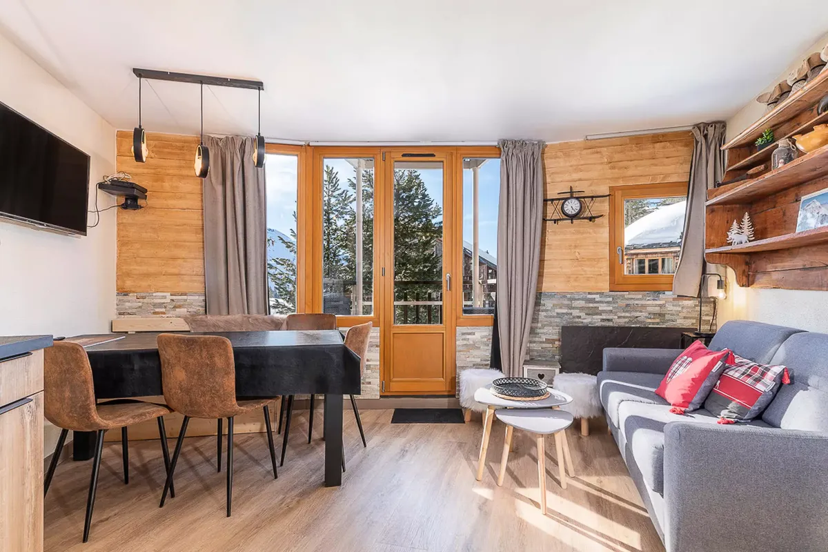 3 Pièces 6 Personnes