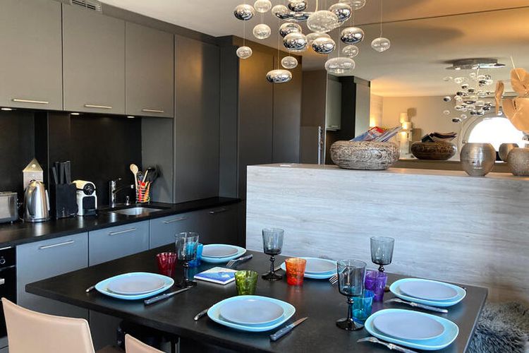 3 Pièces 6 Personnes