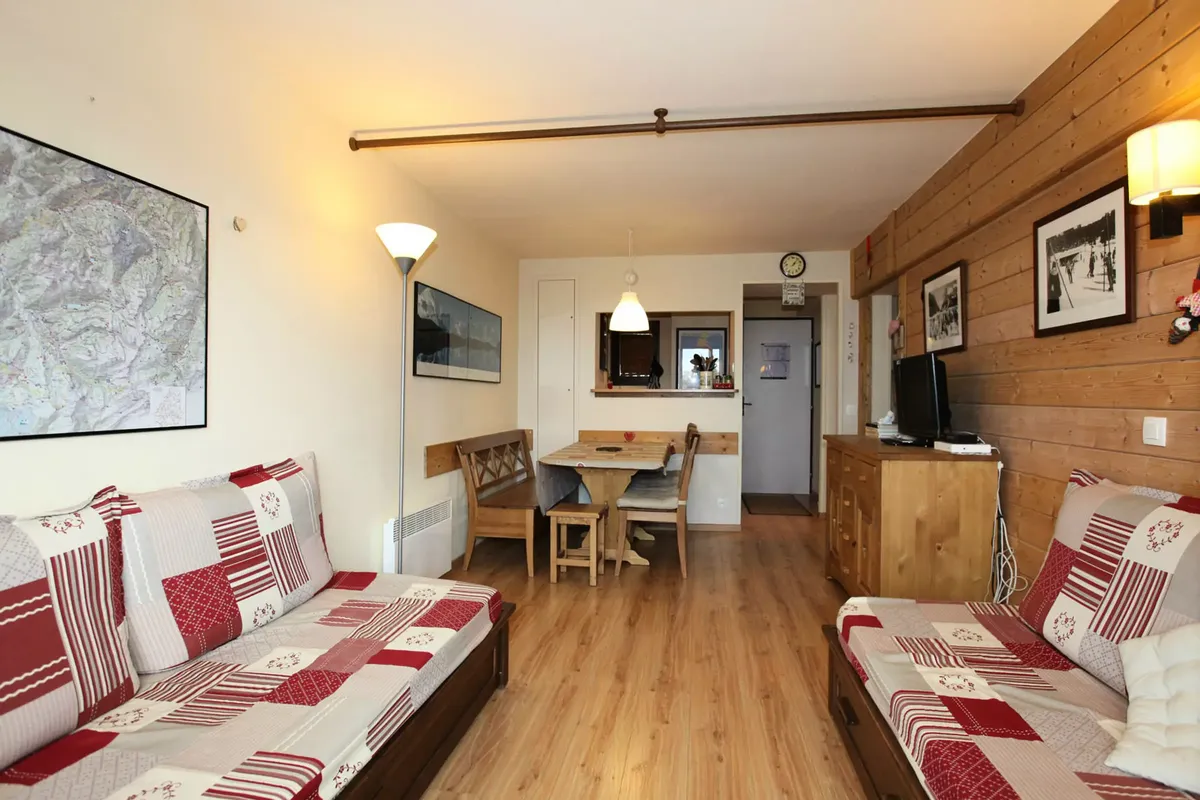 3 Pièces 6 Personnes