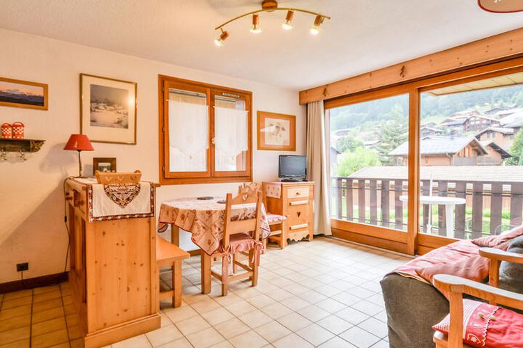 3 Pièces 4 Personnes