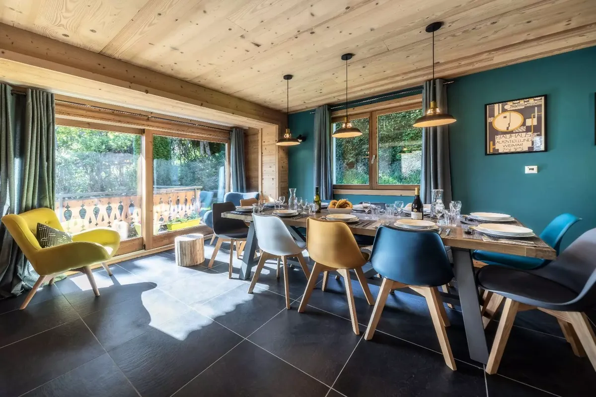 CHALET ROJI superbe chalet moderne pour 10 personnes proche du centre