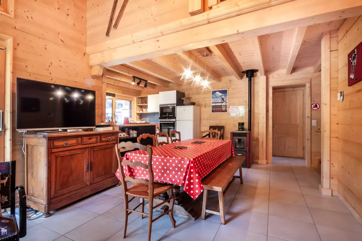 Griotte : Magnifique chalet au centre du village