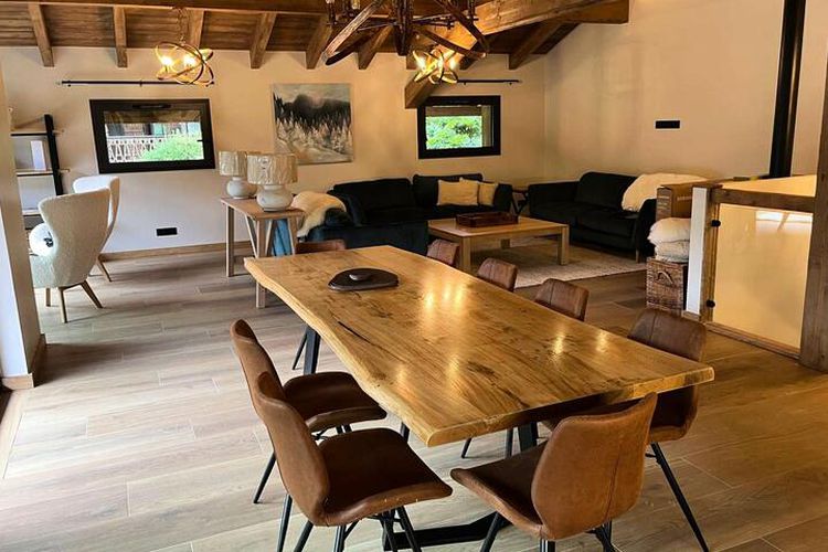 CHALET BARTLETT chalet neuf et paisible proche du centre de Morzine