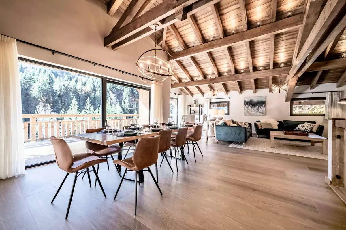 CHALET BARTLETT chalet neuf et paisible proche du centre de Morzine