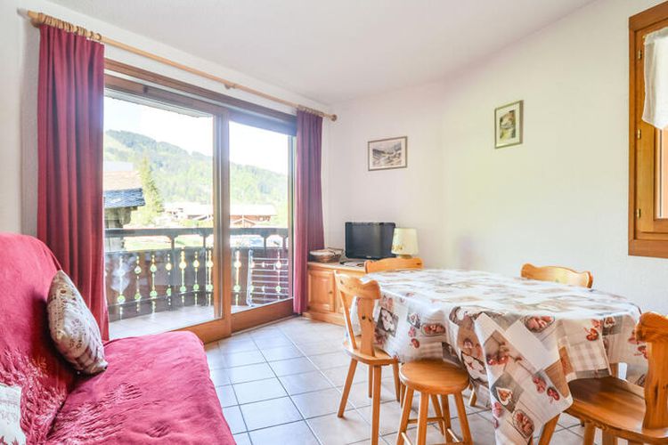 3 Pièces 6 Personnes