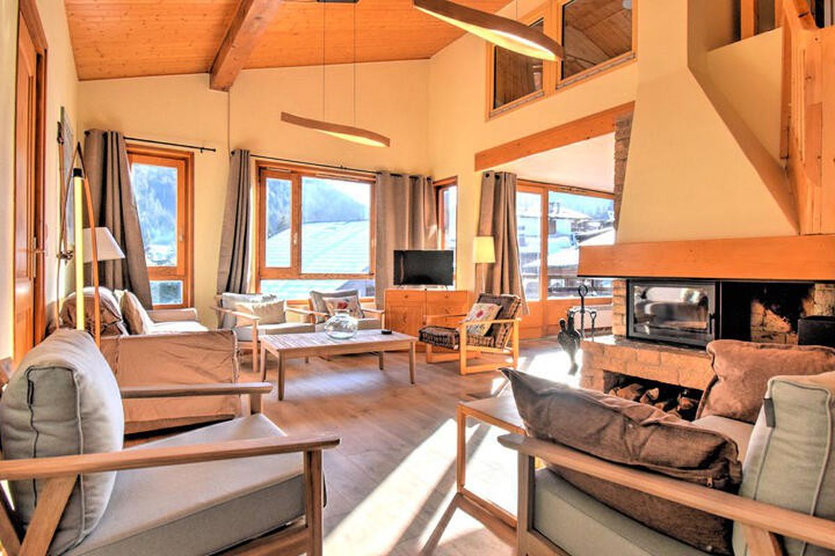 5 Pièces 10 Personnes