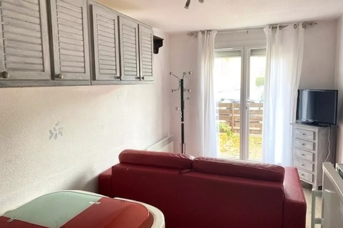 1 Pièce 4 Personnes