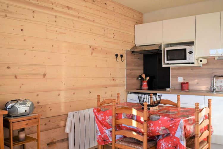 2 Pièces 4 Personnes