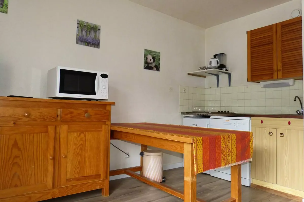 1 Pièce 4 Personnes