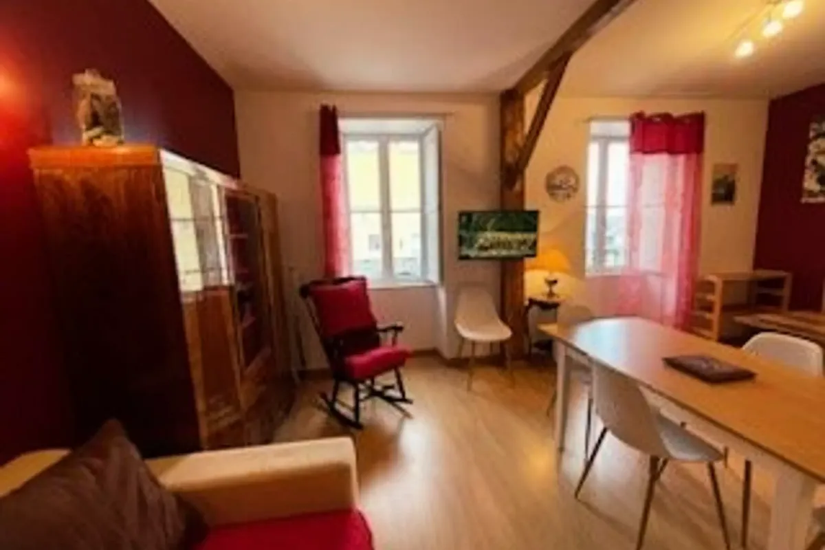 3 Pièces 6 Personnes