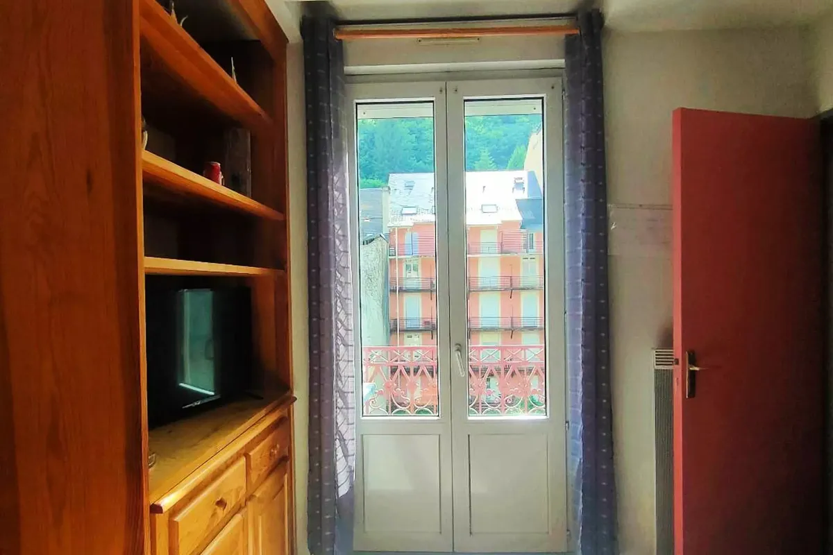 3 Pièces 6 Personnes