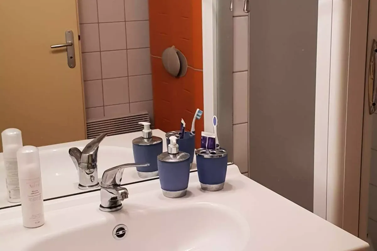 2 Pièces 6 Personnes