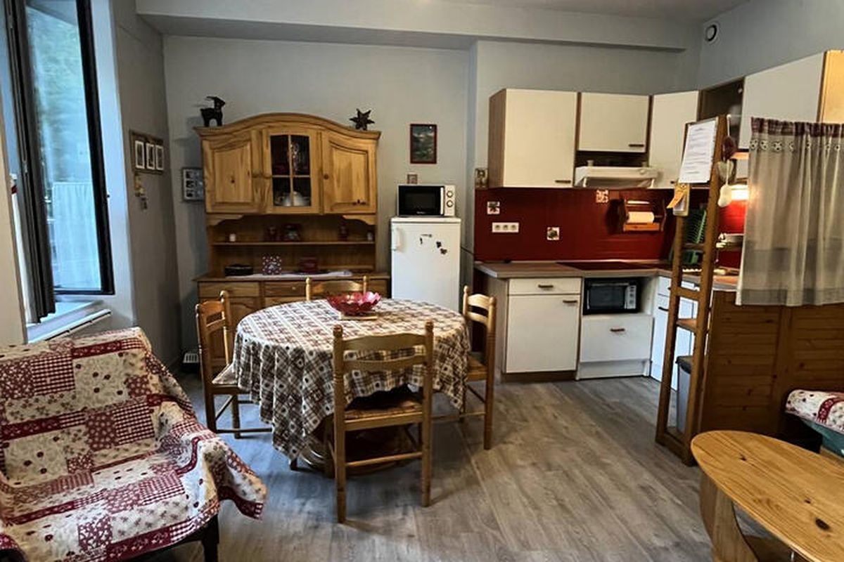 3 Pièces 6 Personnes