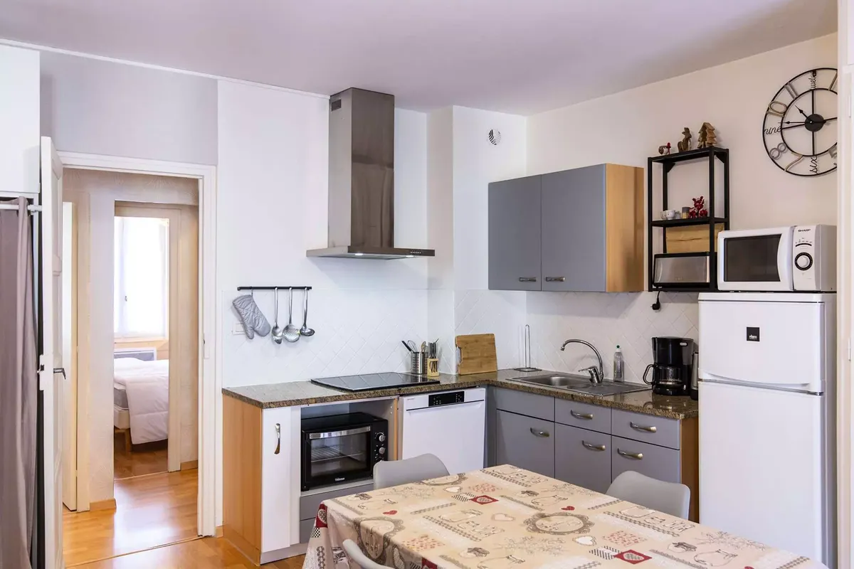 3 Pièces 6 Personnes