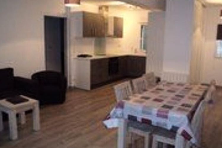 3 Pièces 6 Personnes