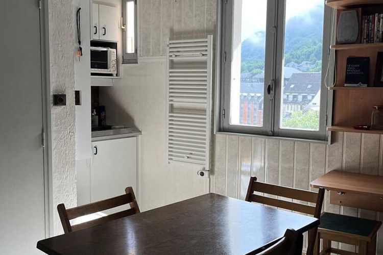 1 Pièce 4 Personnes