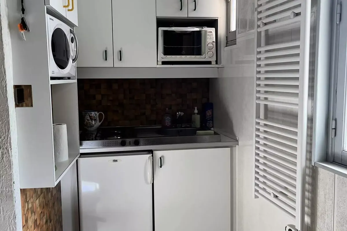 1 Pièce 4 Personnes