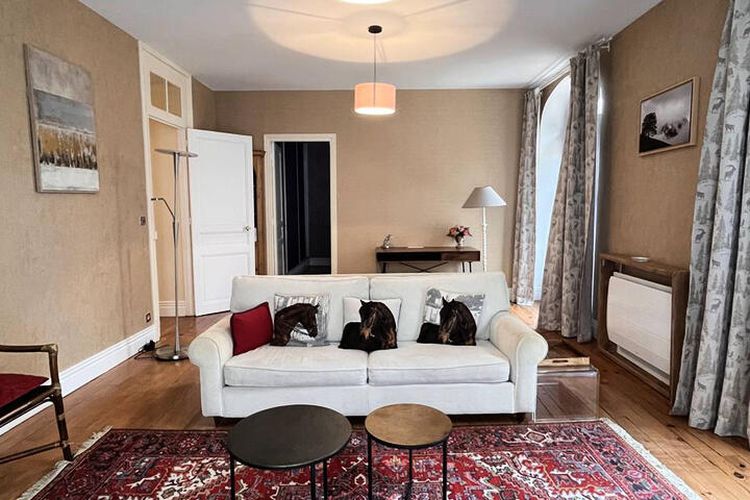 5 Pièces 6 Personnes