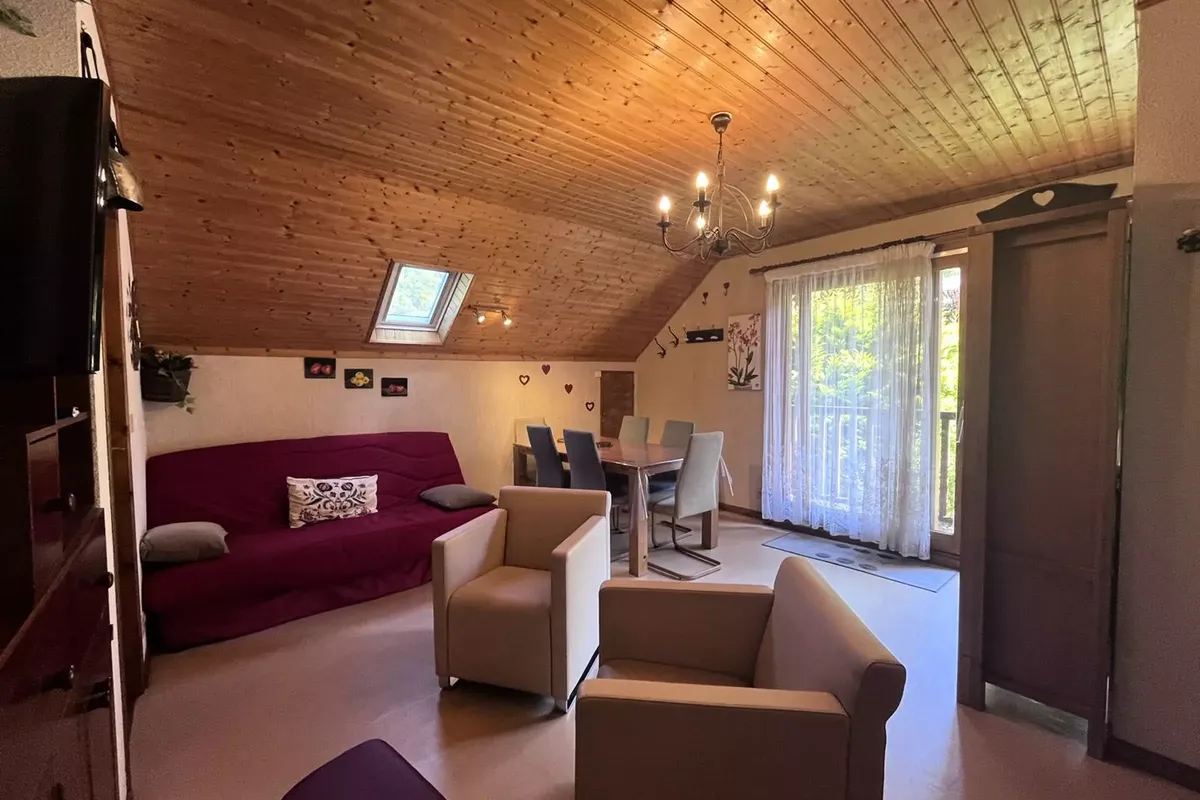 3 Pièces 6 Personnes