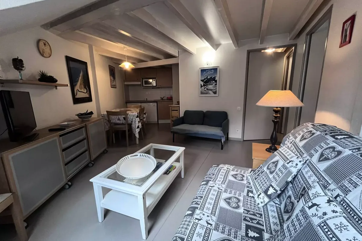 3 Pièces 6 Personnes