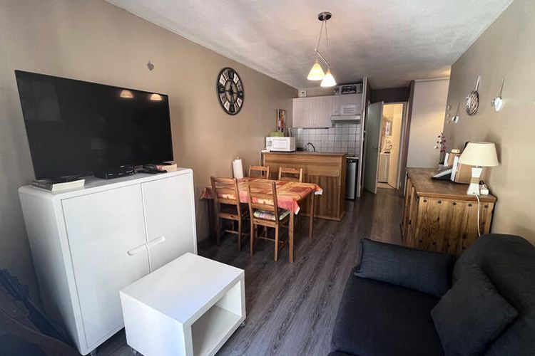 1 Pièce 4 Personnes