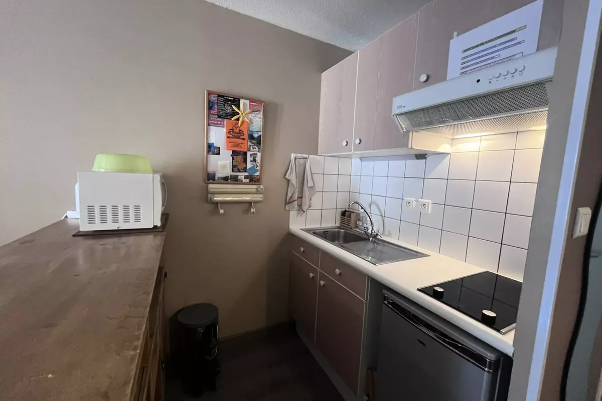 1 Pièce 4 Personnes