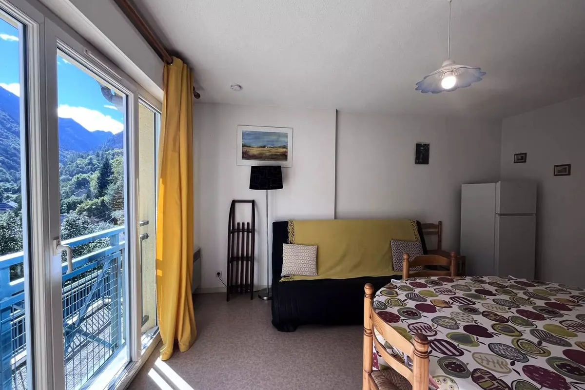 3 Pièces 6 Personnes