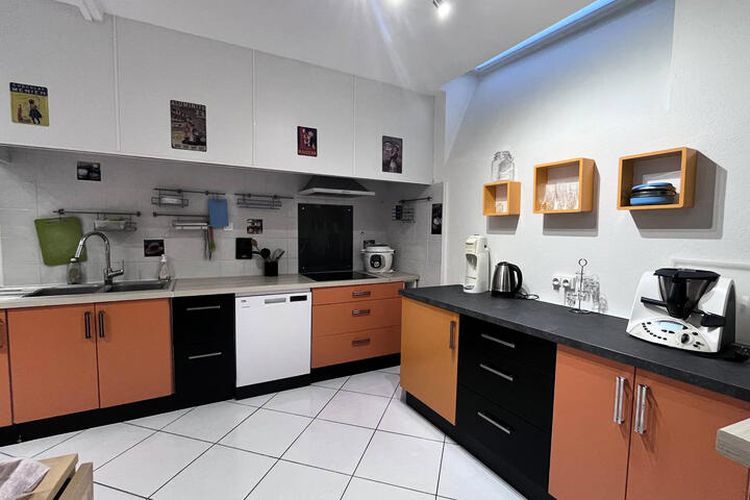 5 Pièces 9 Personnes