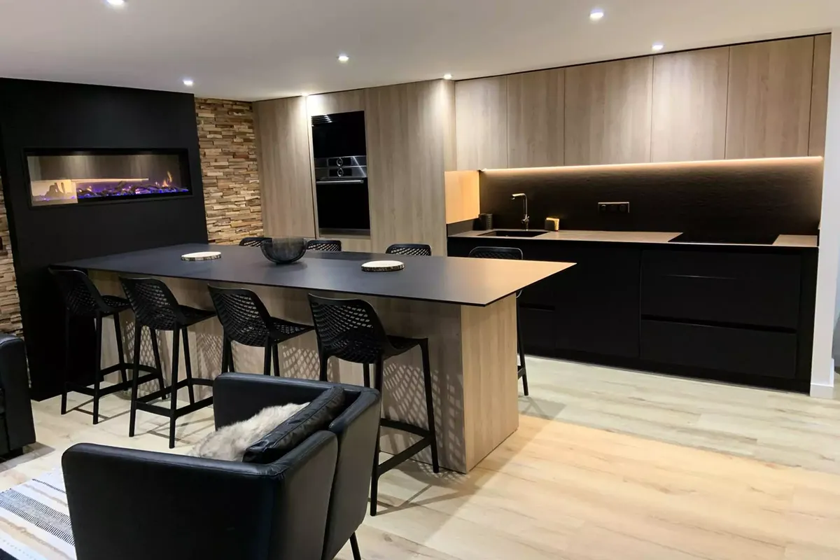 4 Pièces 6 Personnes