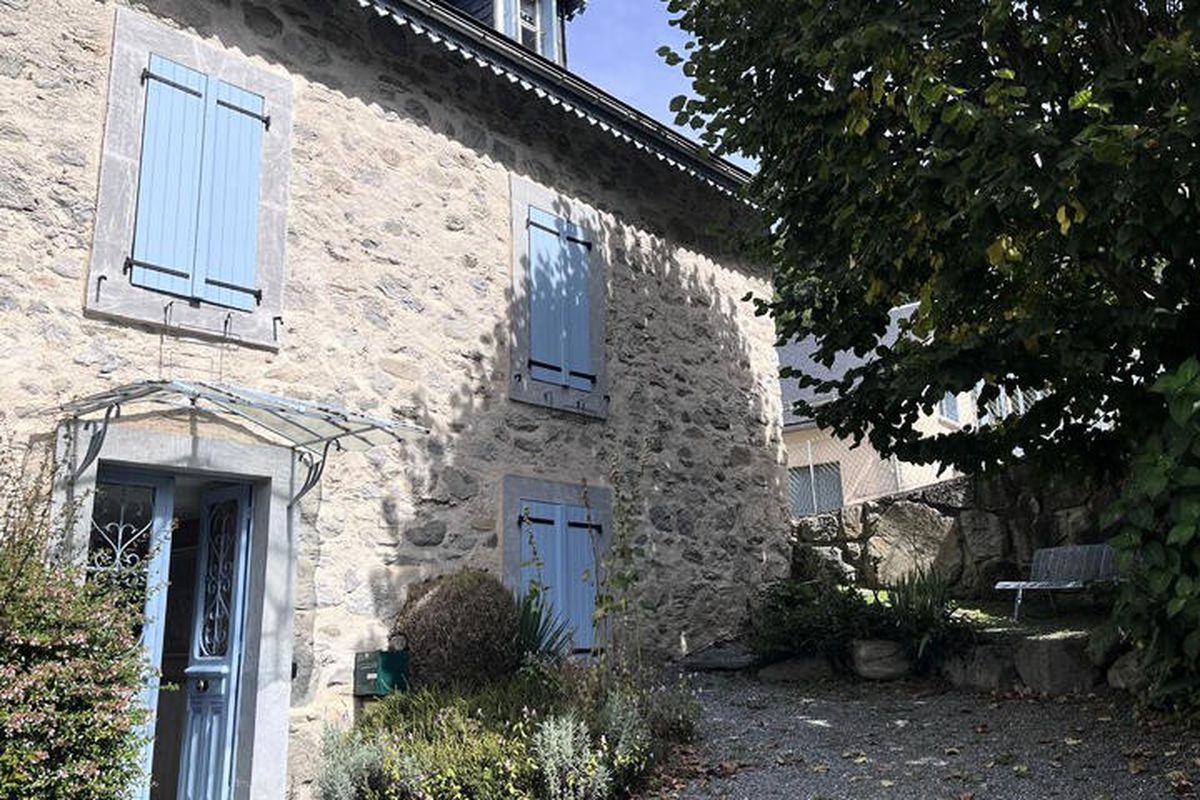 3 Pièces 6 Personnes