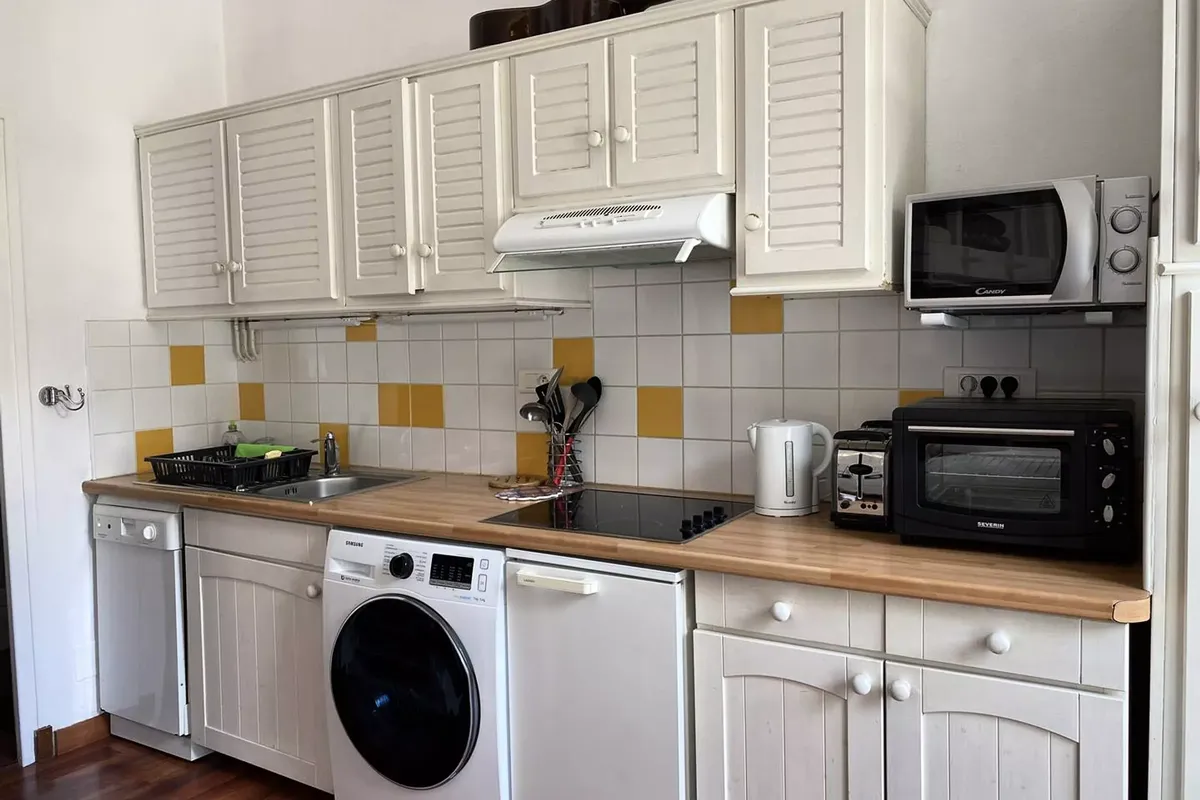 1 Pièce 4 Personnes