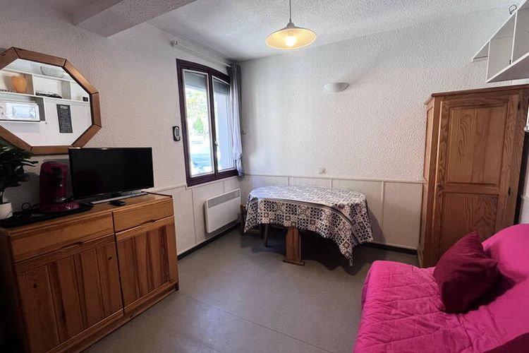 1 Pièce 4 Personnes