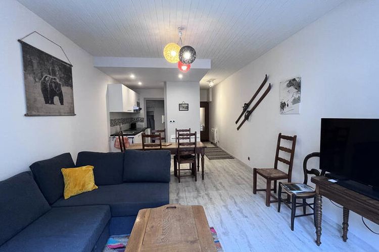 3 Pièces 6 Personnes