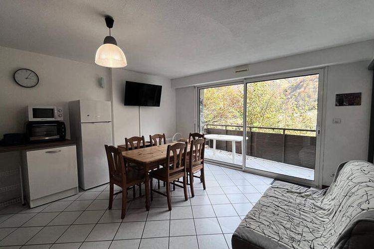 3 Pièces 6 Personnes